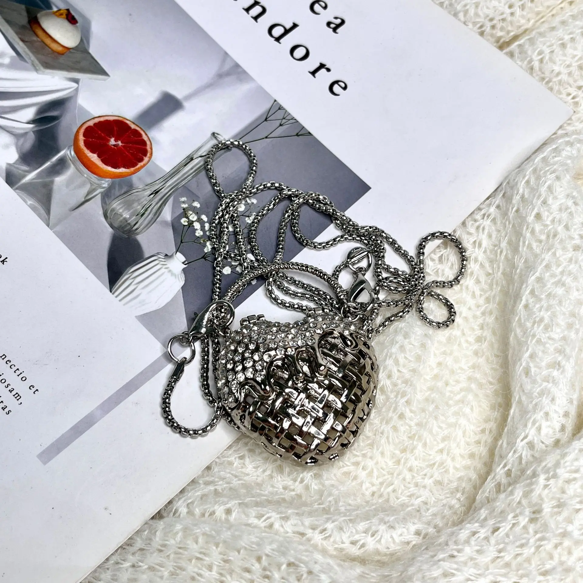 Designer Hollowed Out Heart- H – Women Bags Max Bewertung und Preis